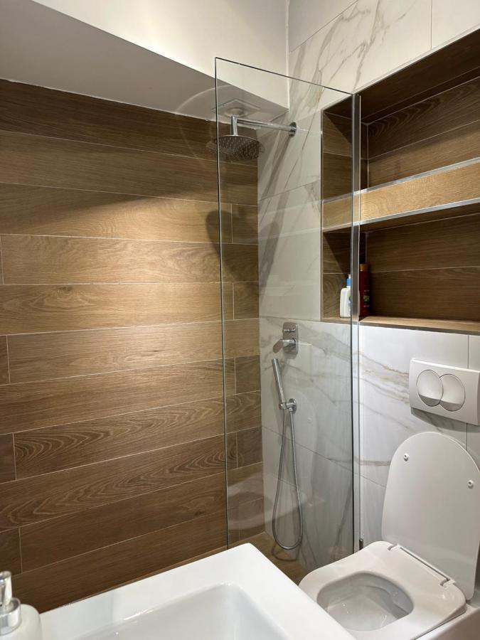 4Seasonsgea , Deluxe Studio , City Centre , Tiran Dış mekan fotoğraf
